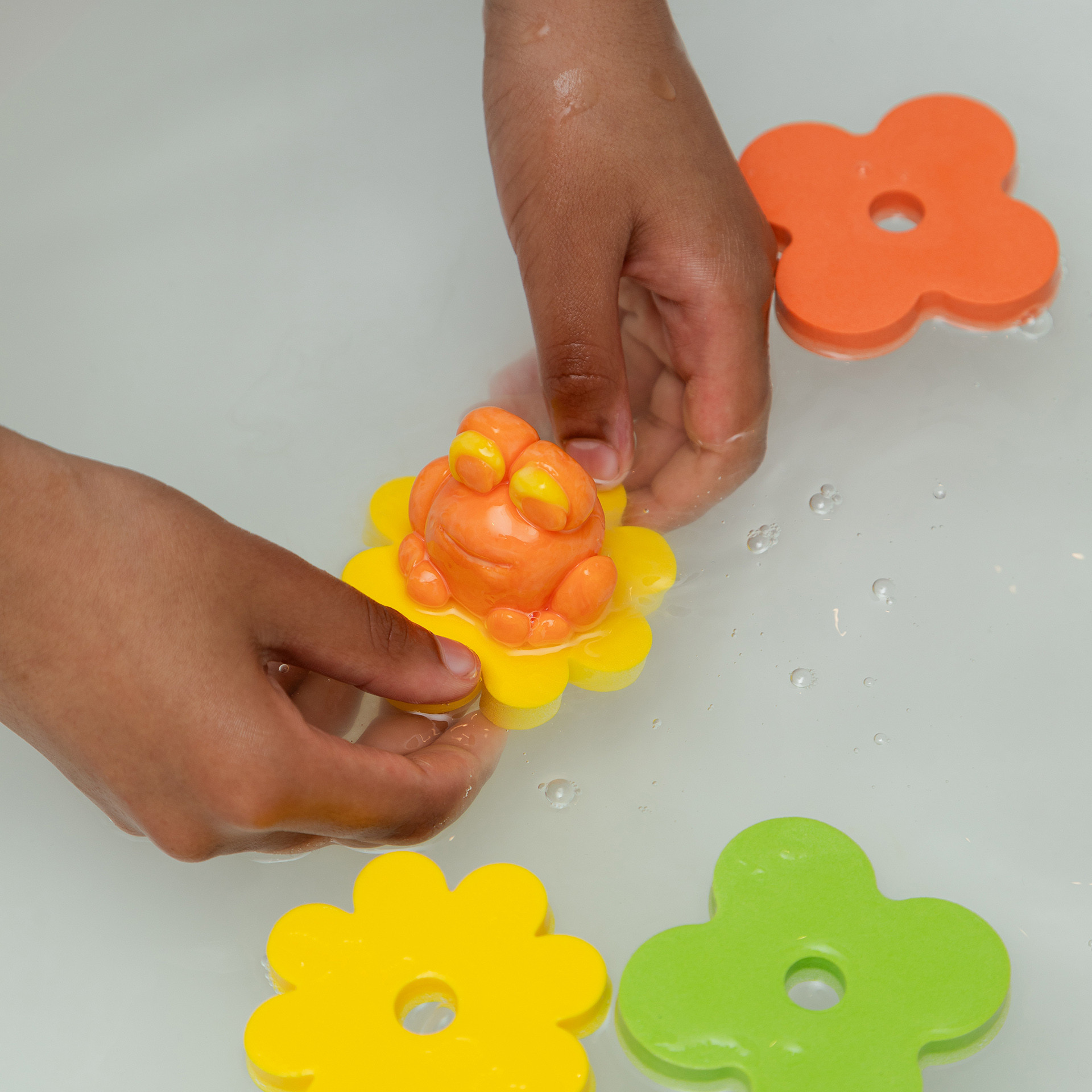 Grenouille pâte à modeler pour le bain orange Pataploof pour enfants